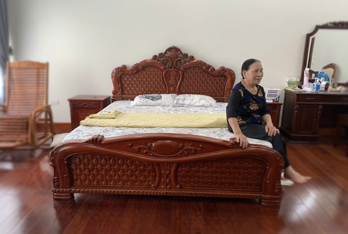 Giường Ngủ Gỗ Đồng Kỵ 06