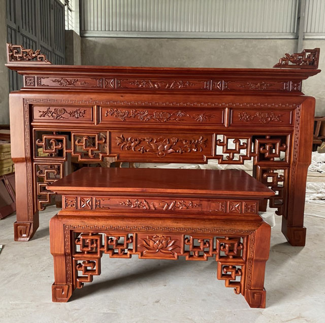 Sập Thờ Gia Tiên-01