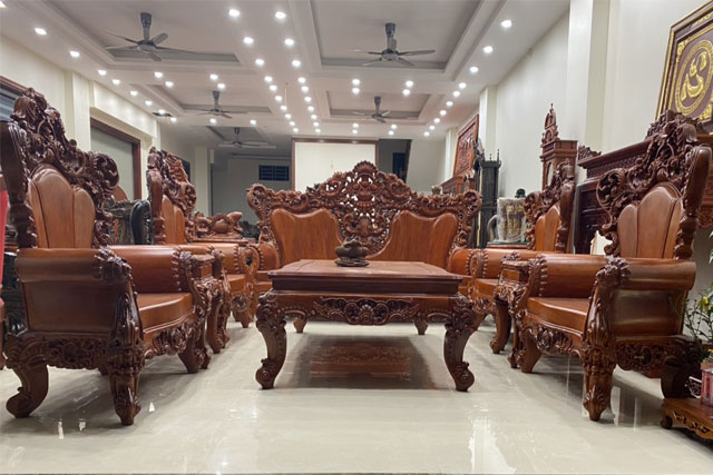 Bàn Ghế Hoàng Gia